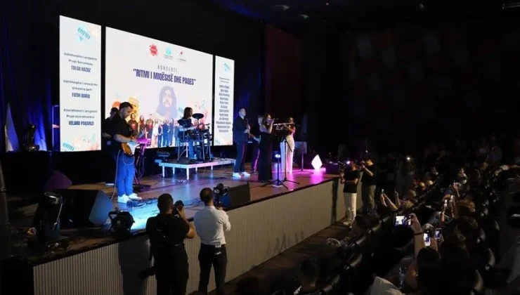 Kosova’da “Dostluk ve Barışın Ritmi: Barış Manço’nun İzinde Genç Sesler” konseri düzenlendi