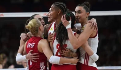 A Milli Kadın Voleybol Takımı 8’inci kez VNL finallerinde