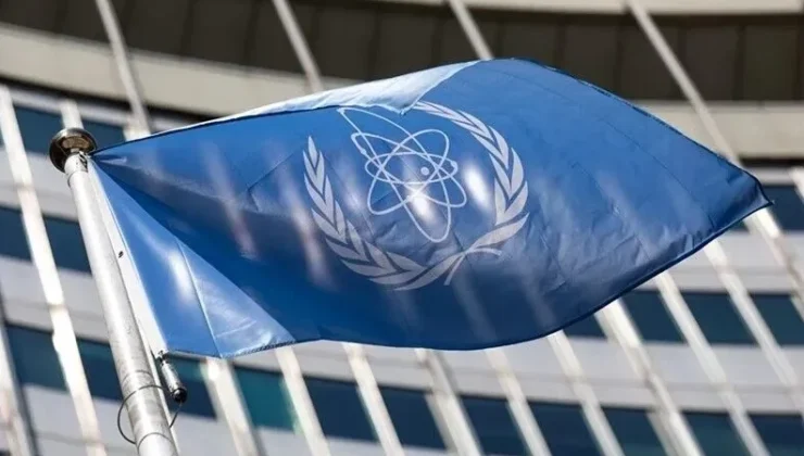 Axios: UAEA, Suriye’deki gizli tesiste bulunduğu belirtilen nükleer materyalleri çıkarmaya hazırlanıyor