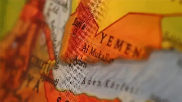 Yemen Başkanlık Konseyi Başkanı: Yemen Şafağı operasyonu Suudi Arabistan’ın desteğiyle hedefine ilerliyor
