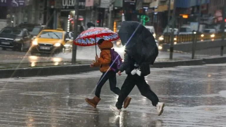 Kocaeli’de sağanak nedeniyle eğitime yarın da ara verildi