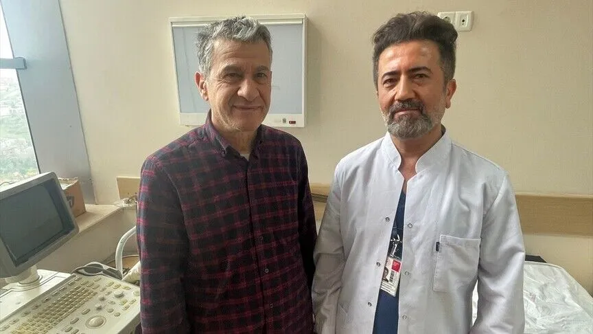Kalp kriziyle gittiği hastanede prostat kanseri olduğunu öğrenen kişi sağlığına kavuştu