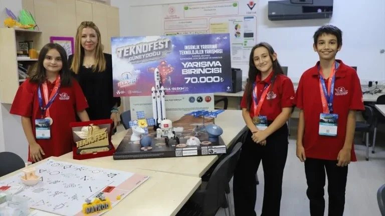 Mars yolculuğunu sınıflara taşıyarak TEKNOFEST’te birinci olan “Gökyurt”, yeni projelere odaklandı